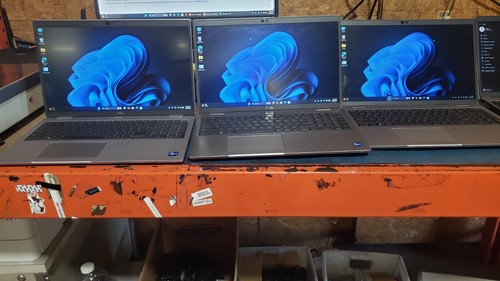 Dell latitude 5520 - latitude,